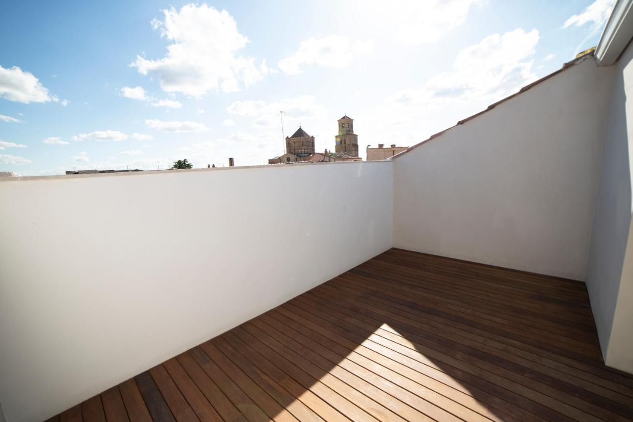Atico En La Plaza De Toro Con Garaje Apartment Exterior photo